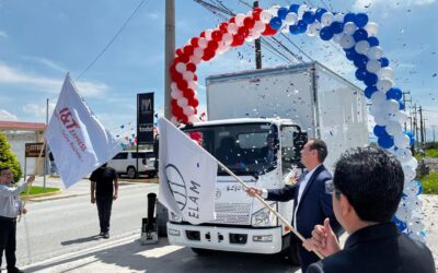 China FAW successfully delivered 60 Tiger V light trucks to J&T Express in Mexico.